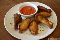 Scandinavian Coffee Shop: Menyeruput Kopi Bengkulu yng Wangi Diiringi Baked Eggs Hangat