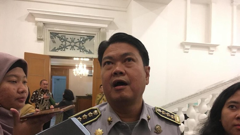 Dishub Siap Bahas Usulan Jam Ganjil-Genap Ditambah dengan Polisi Dishub Siap Bahas Usulan Jam Ganjil-Genap Ditambah dengan Polisi