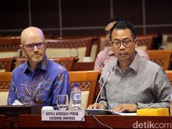 Facebook Indonesia Disidang Komisi I DPR