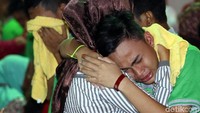 Acara membasuh kaki orang tua yang dihelat oleh LPKA se Indonesia itu juga diganjar Rekor MURI.