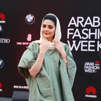 Salah satu desainer dan fashion influencer Timur Tengah yang ditunggu kedatangannya adalah Tamara Algabbani. Ia hadir lebih dari satu hari di acara tersebut, dan jadi sorotan media. Foto: Instagram/tamaraalgabbani