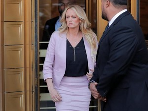 Eks Pengacara Akui Trump Beri Uang Tutup Mulut ke Bintang Porno