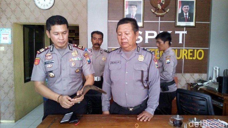 Pembacok Tetangga di Jember Pernah Dirawat di Rumah Sakit Jiwa Pembacok Tetangga di Jember Pernah Dirawat di Rumah Sakit Jiwa