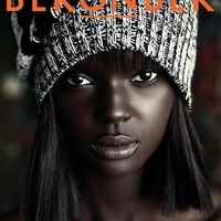 Duckie Thot adalah seorang model jebolan ajang Australias Next Top Model. Wanita keturunan Sudan Selatan ini pun sering dijuluki Black Barbie yang membuktikan bahwa cantik nggak harus putih. Foto: Instagram Duckie