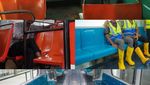 Foto: Membandingkan Kursi MRT dan Metromini, Miripkah?