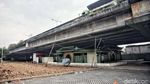 Musala Keren Bergaya Tiongkok di Kolong Tol