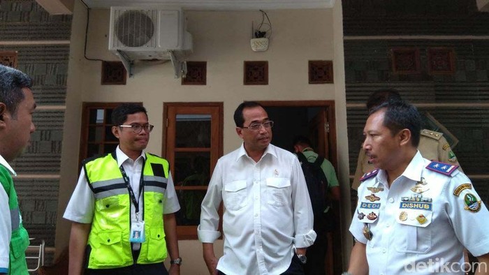 Menhub Tingkatkan Pengamanan di Bandara hingga Pelabuhan