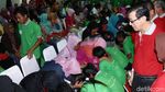 Tangis Haru Pecah Saat Napi Anak Bertemu Ortu