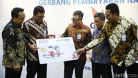 Bank Tabungan Negara menyiapkan 400 ribu kartu debit GPN untuk mendukung BI mewujudkan interkoneksi dan interoperabilitas sistem pembayaran nasional.