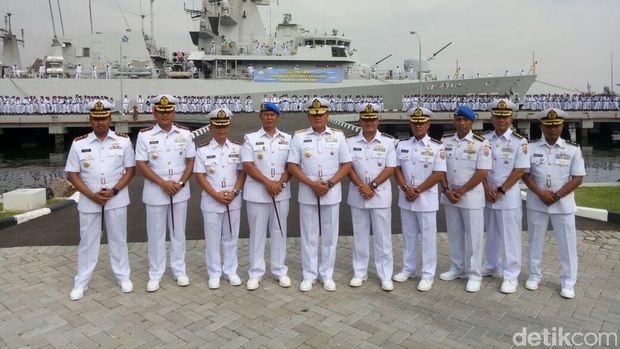 Pangarmabar Minta Pejabat Baru Siap Tempur Jaga Perairan Barat RI