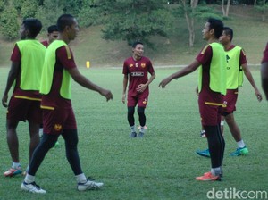 Evan Dimas Darmono: Tulang Punggung di Lapangan Hijau dan Keluarga