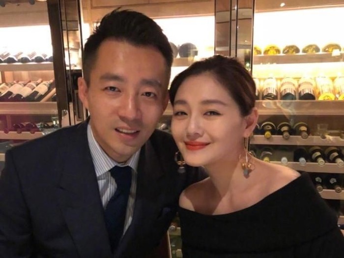 Barbie Hsu dan keluarganya Barbie Hsu dan keluarganya
