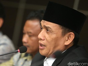 Romo Syafii Bak Ditelan Bumi Pasca Saling Serang dengan Bobby
