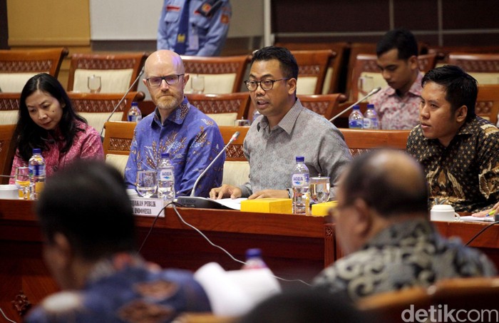 Facebook disidang DPR. Foto: Lamhot Aritonang Facebook disidang DPR. Foto: Lamhot Aritonang