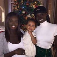 Ini Duckie bersama kakaknya Nikkie Perkins yang juga seorang model. Foto: Instagram Duckie