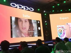 Keramaian Peluncuran Duo Oppo F7