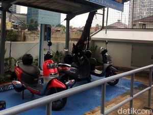 Pemerintah Sibuk dengan LCEV, Bagaimana Nasib Motor Listrik?