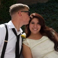 Kesal dan sakit hati tentu dirasakan bagi setiap wanita yang diselingkuhi oleh pasangannya. Seperti yang dialami oleh Andrea Osborn. Alih-alih terpuruk dalam kesedihannya, ia pun memilih melakukan pembalasan manis untuk mantan suaminya. Foto: Twitter @meeelondrea