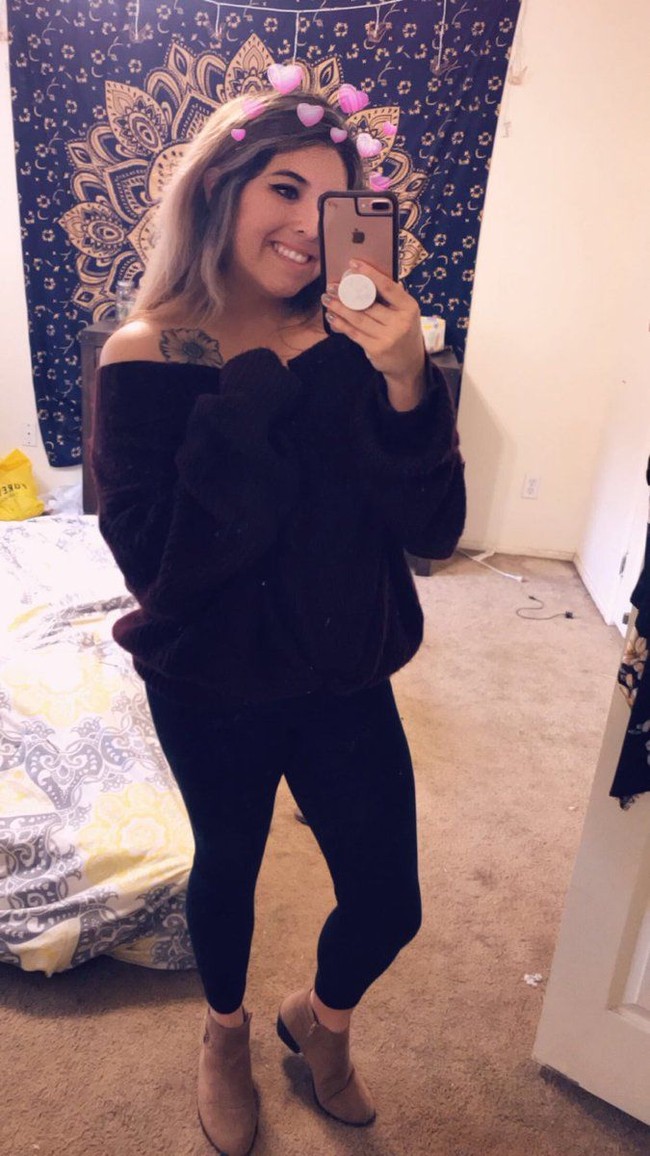 Di beberapa postingan Twitternya, wanita berusia 23 tahun ini menghabiskan banyak waktu untuk berolahraga dan pergi ke gym. Ia pun kini tampi memukau. Foto: Twitter @meeelondrea