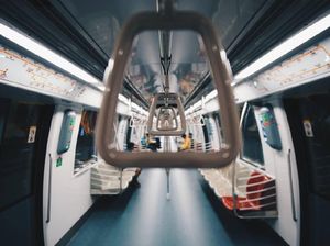 Penumpang MRT Singapura Tunjukkan Pesan Cabul ke Remaja, Berujung Dipenjara