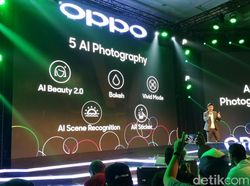 Keramaian Peluncuran Duo Oppo F7