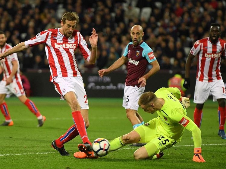 Deretan Blunder-blunder Kiper Paling Kocak