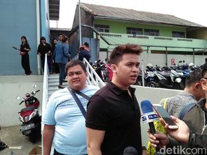 Cerita Billy Syahputra Temani Nikita Mirzani Cek Kandungan