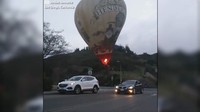 Badan Keamanan Transportasi Nasional AS akan menginvestigasi lebih jauh apa penyebab api di balon udara tak bisa menyala seperti seharusnya, sehingga membuat balon udara ini mendarat darurat. (Foto: Dok. Jordan Jennette via ABC News)