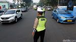 Pemberlakuan Ganjil Genap di Pintu Tol Cibubur 2