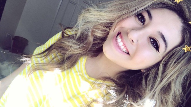 Bagaimana menurutmu dengan penampilan Andrea kini? Foto: Twitter @meeelondrea