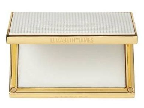 Rekomendasi 5 Parfum Padat yang Mudah Dibawa dalam Tas Kecil