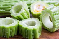 Segar Pahit Jus Pare Efektif Turunkan Berat Badan