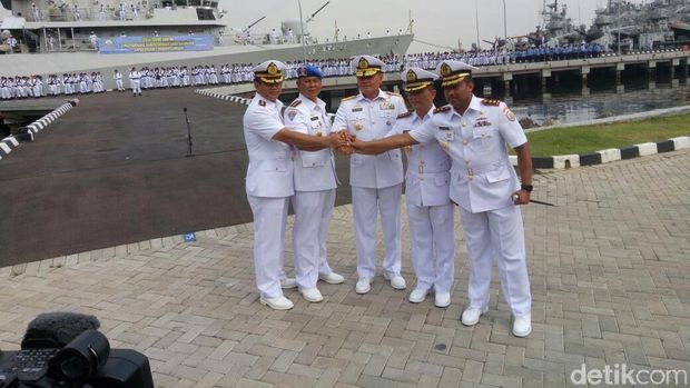 Pangarmabar Minta Pejabat Baru Siap Tempur Jaga Perairan RI