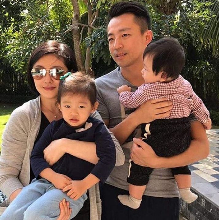 Barbie Hsu dan keluarganya Barbie Hsu dan keluarganya