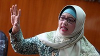 Kami menemukan ada dugaan bahwa bahwa Kemdikbud RI telah melakukan pelanggaran hak anak, karena menguji anak-anak dengan soal-soal yang materinya dan jenis soalnya tidak pernah diajarkan, ini adalah malpraktik dalam pendidikan, tepatnya dalam evaluasi, kata Komisioner KPAI Bidang Pendidikan Retno Listyarti.