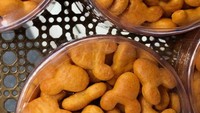 Cheese crackers biasanya berbentuk ikan, tapi di Disneyland tidak. Cheese crackersnya sengaja dibuat dalam bentuk tokoh tikus ikonik milik Walt Disney.Foto: Istimewa