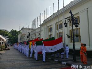 KAA ke-63, 400 Paskibra Kibarkan 109 Bendera Negara Asia Afrika