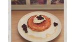 Cantiknya Diva Pop Agnes Mo Saat Ngopi dan Bikin Pancake
