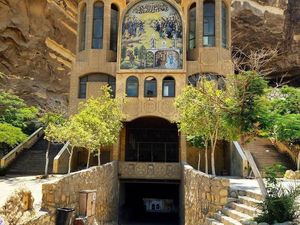 Menengok Keindahan Gereja Sampah di Kairo