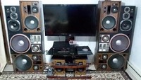 Sound system di satu rumah yang bisa didengar oleh satu RT. Foto: Brightside