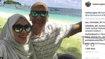 Kemesraan Mark Sungkar & Santi yang Beda Usia 45 Tahun