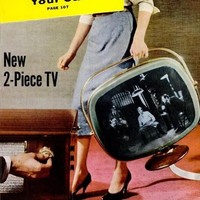 Nggak cuma baju yang bisa disebut one piece atau two piece, zaman dulu TV juga bisa. Philco Tandem Predicta merupakan 2-Piece TV dengan layar 21 inchi, yang dilengkapi kabinet. Diproduksi pada 1958. Foto: Dok. Gizmodo