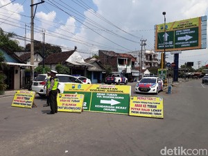 Kendaraan Lewat Jalan Alternatif Bojonegoro Diimbau Hati-hati