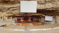 Pada tahun 1976 terjadi kebakaran di daerah Manshiyat Nasir. Dari situ, mulailah masyarakat membangun gereja di gua di dalam Gunung Mokattam agar lebih aman. Gereja Gua atau Cave Church, begitulah orang-orang menyebutnya. (indraleo91/Instagram)