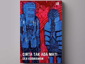 Eka Kurniawan Raih Penghargaan Sastra dari Kemendikbud