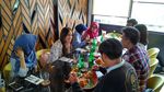 Ini Bukti Kalau Si Cantik Sheryl Sheinafia Doyan Makan Es Krim!