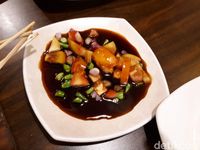 Sate Kardjan: Enak Tenan! Sate Kambing Klaten Legendaris Racikan Pak Kardjan