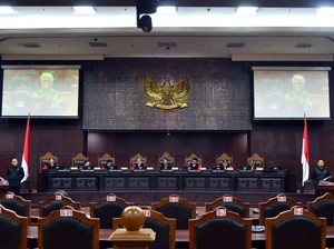 Maraknya Pernikahan Anak di Sulsel dan Angin Segar MK
