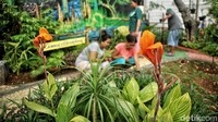 Tujuan dibangun taman itu guna melestarikan lingkungan yang bersih dan asri serta bebas dari polusi dan pencemaran lingkungan.