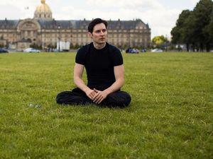 Pavel Durov Rela Telanjang Bela Telegram